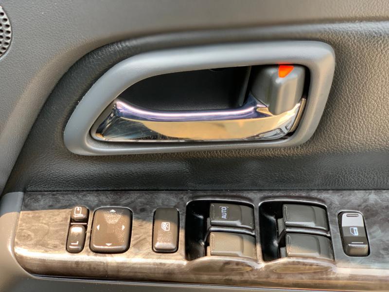 MU-7 CHOIZ 3.0 VGS 4X2 ,A/T (PPV)